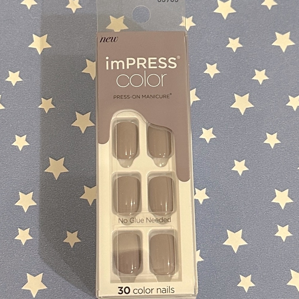 🆕 Kiss imPRESS Color Press-On Manicure - 024 Taupe